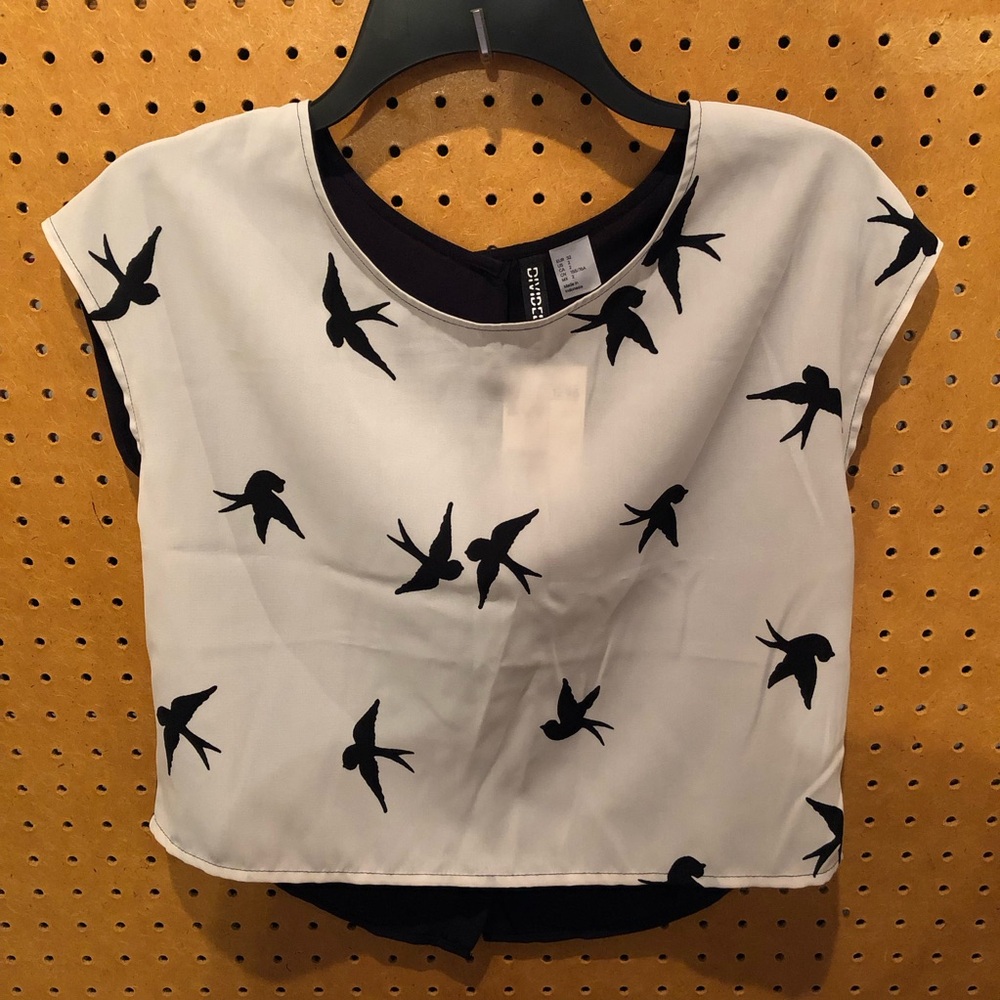 NWT Divided by H&M Tan and Black Dove Bird Crop Top